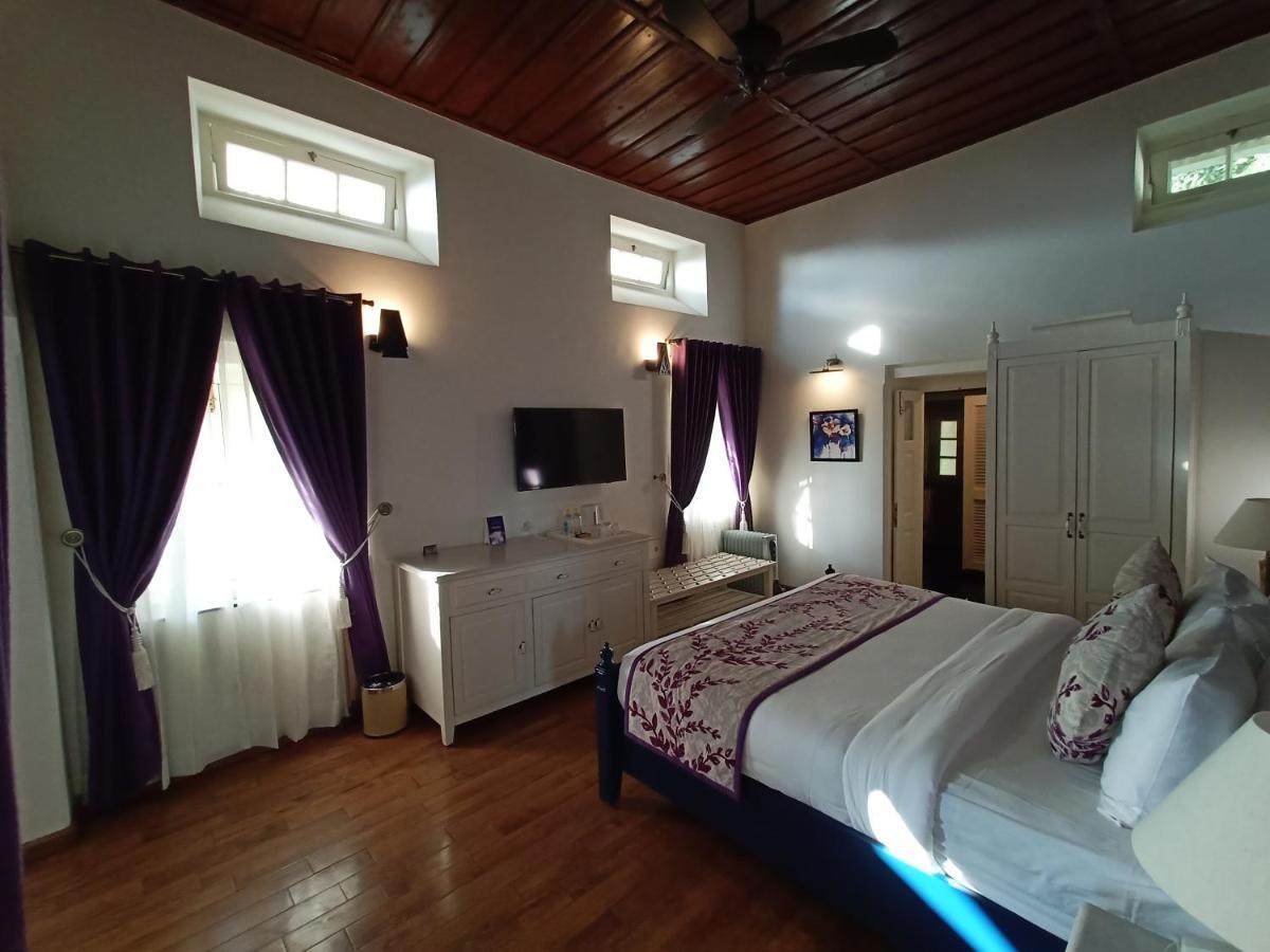 Hotel Pine Retreat Mallroad Mussoorie Extérieur photo